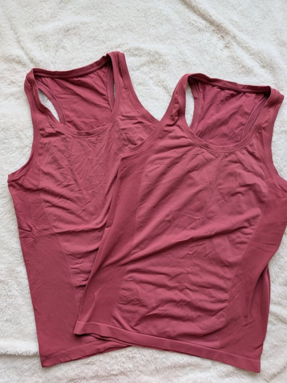 2 Pack of Sweaty Betty Athletic Tank Tops Women's Size L